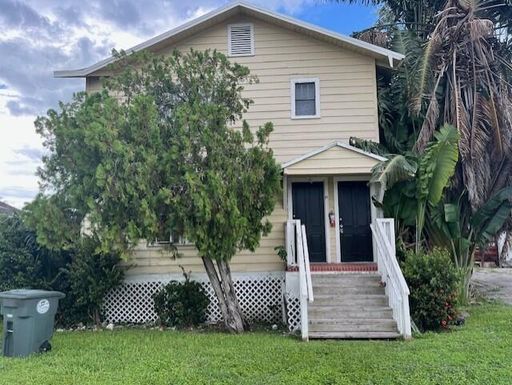 15 Avenue D, Belle Glade, FL 33430