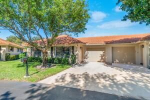 9870 Bischofia Tree, Boynton Beach, FL 33436