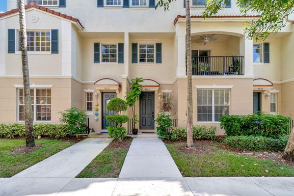 4554 Danson, Delray Beach, FL 33445