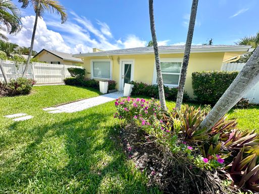 624 Allen, Delray Beach, FL 33483