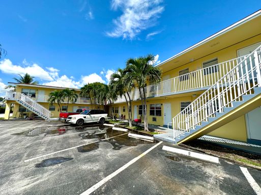 925 K, Lake Worth Beach, FL 33460