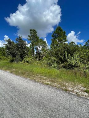 514 Scott, Lehigh Acres, FL 33972