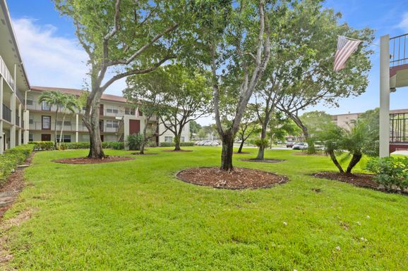 13455 3rd, Pembroke Pines, FL 33027