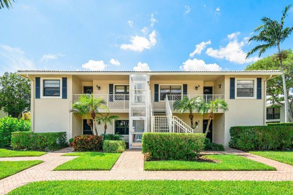 9 Stratford, Boynton Beach, FL 33436