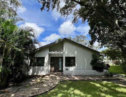 4075 Palm Forest, Delray Beach, FL 33445