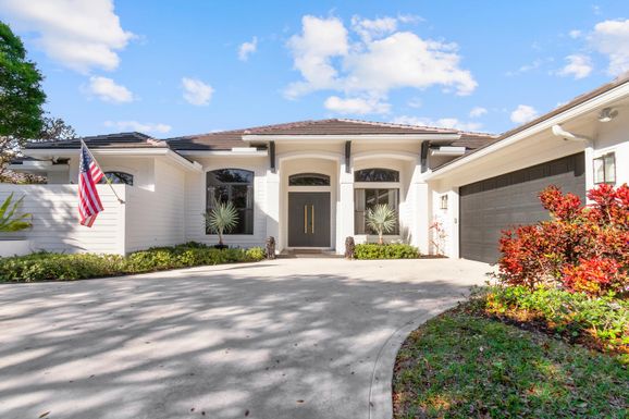 18217 Ridgeview, Jupiter, FL 33469