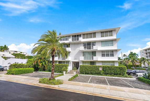 401 Peruvian, Palm Beach, FL 33480