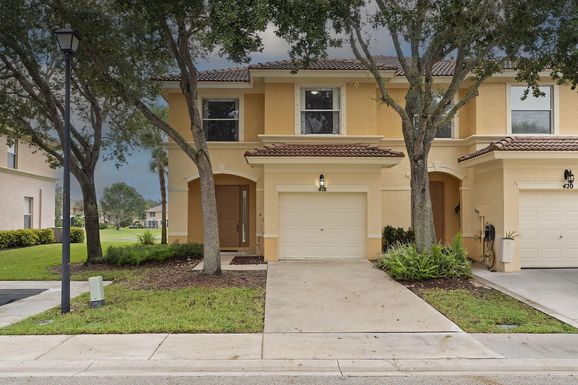 418 Rainbow Springs, Royal Palm Beach, FL 33411