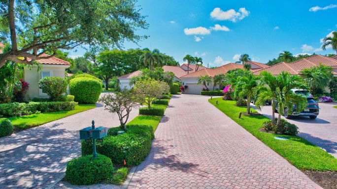 2136 62nd, Boca Raton, FL 33496