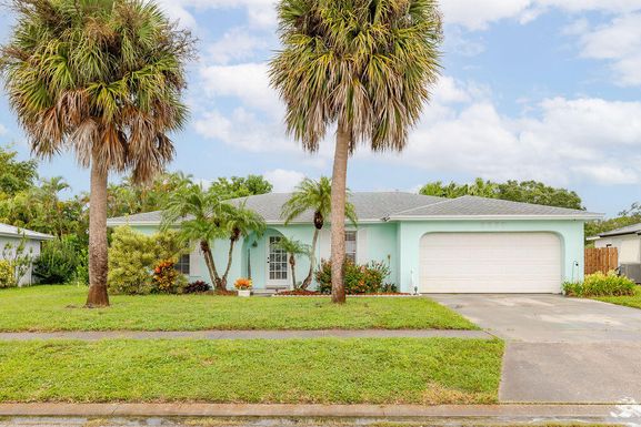 2250 4th, Vero Beach, FL 32962