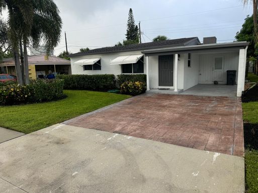 2004 Ardmore, West Palm Beach, FL 33409