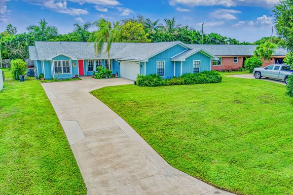 8806 Bahama, Hobe Sound, FL 33455