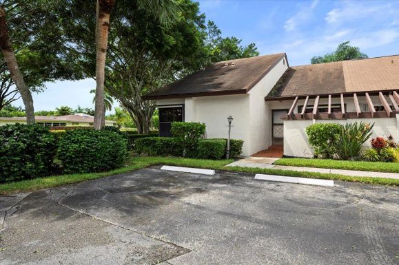 3741 English, Lake Worth, FL 33467