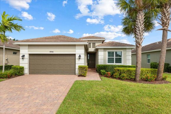 8746 Vico, Port Saint Lucie, FL 34986