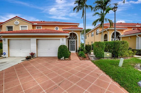 12522 Crystal Pointe 202, Boynton Beach, FL 33437