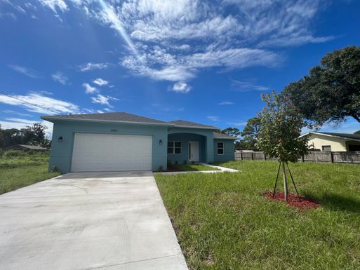 5883 Pinetree, Fort Pierce, FL 34982