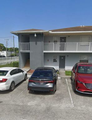 605 Ixoria, Fort Pierce, FL 34982