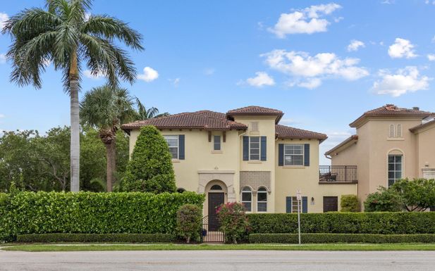 110 Via Floresta, Boca Raton, FL 33487