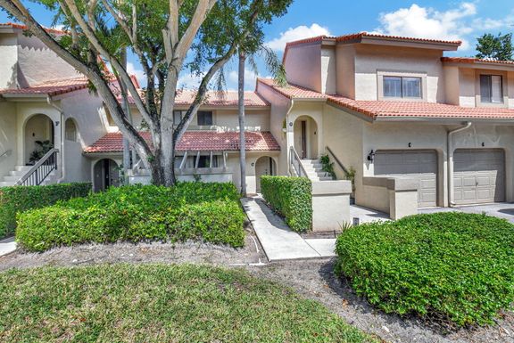 5520 Coach House, Boca Raton, FL 33486