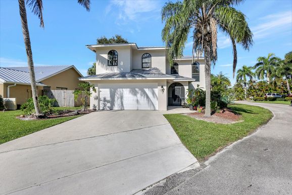 2212 20th, Stuart, FL 34994