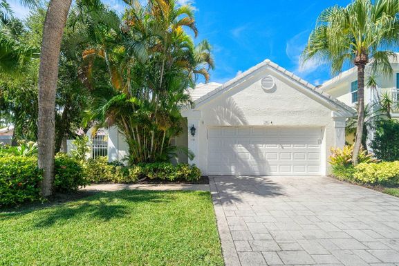 16 Blenheim, Palm Beach Gardens, FL 33418