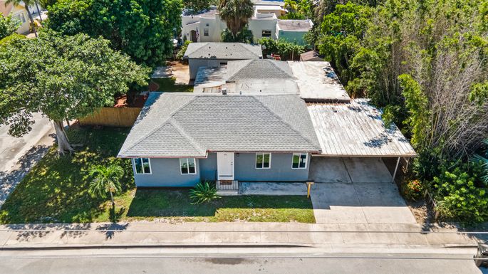 401 8th, Lake Worth Beach, FL 33460