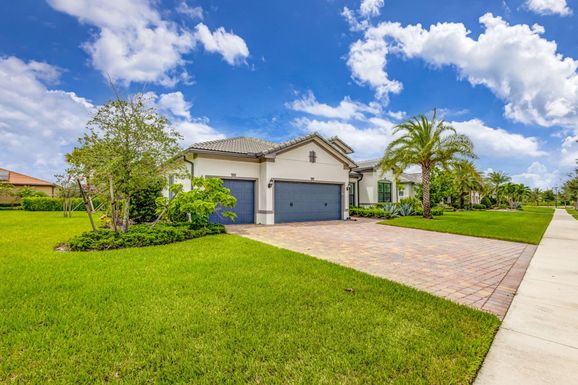 9171 Balsamo, Palm Beach Gardens, FL 33412