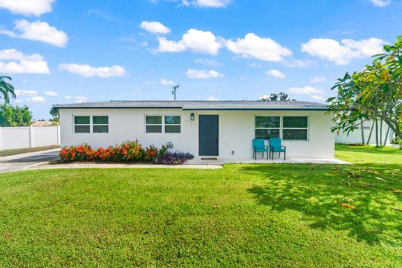 4137 Rodgers, Palm Beach Gardens, FL 33410