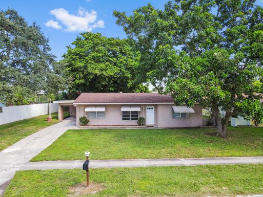 1514 Lee, Lake Worth, FL 33461