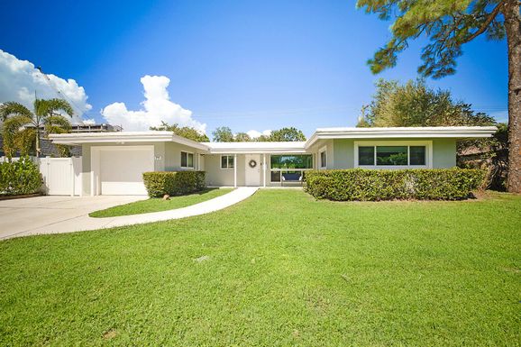 711 7th, Boca Raton, FL 33486