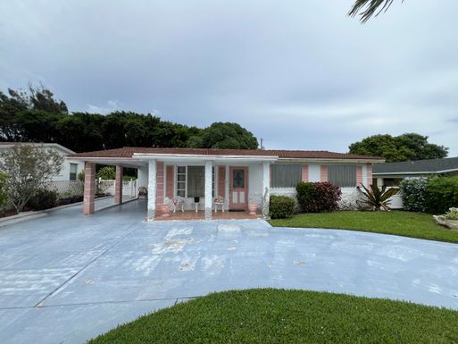 1556 31st, Riviera Beach, FL 33404