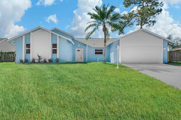 374 Greenbriar, Port Saint Lucie, FL 34983