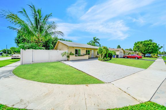 8100 9th, North Lauderdale, FL 33068