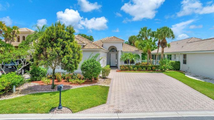 9128 Long Lake Palm, Boca Raton, FL 33496