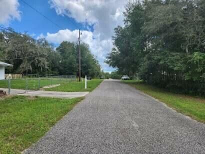 232 1st Way, Interlachen, FL 32148