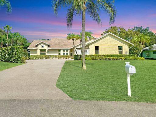 8001 Pilots Cove, Hobe Sound, FL 33455