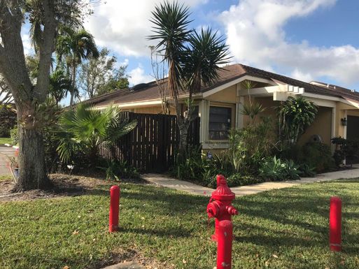 22600 Vistawood, Boca Raton, FL 33428