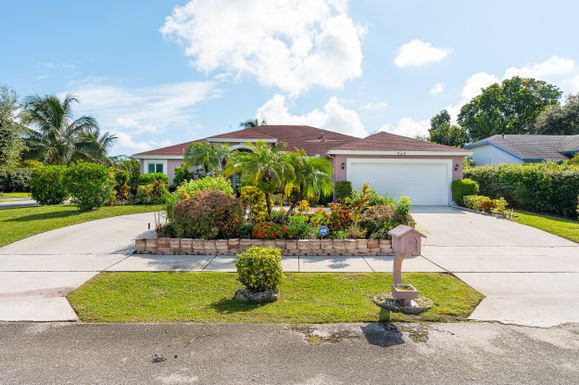 945 38th, Delray Beach, FL 33445