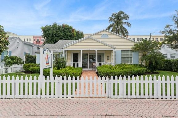 219 1st, Delray Beach, FL 33444