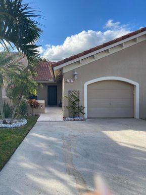 21587 Altamira, Boca Raton, FL 33433