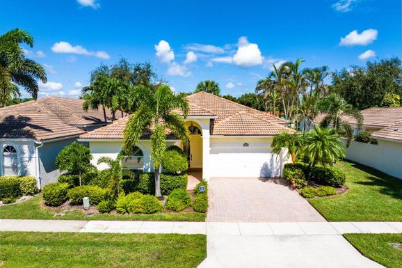 5151 Ventura, Delray Beach, FL 33484