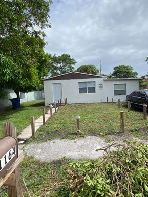 1164 31st, Riviera Beach, FL 33404