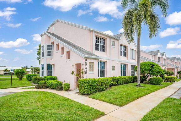 302 Muirfield, Jupiter, FL 33458