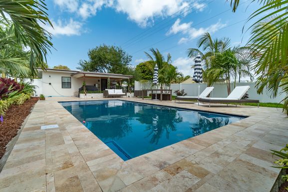 301 Swinton, Delray Beach, FL 33444