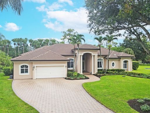 720 Pine Club, Wellington, FL 33414