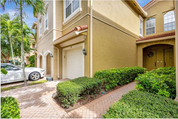 4930 Bonsai, Palm Beach Gardens, FL 33418