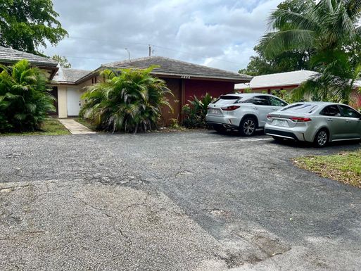 3892 79th, Coral Springs, FL 33065