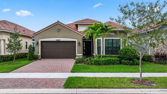 8887 Leon, Parkland, FL 33076