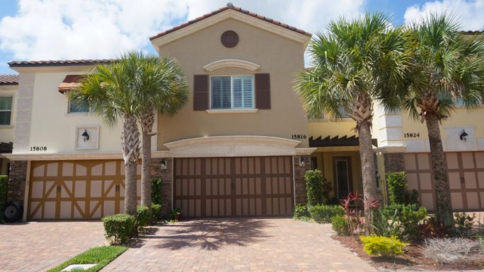 15816 Italian Cypress, Wellington, FL 33414