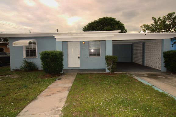 1103 30th, Riviera Beach, FL 33404